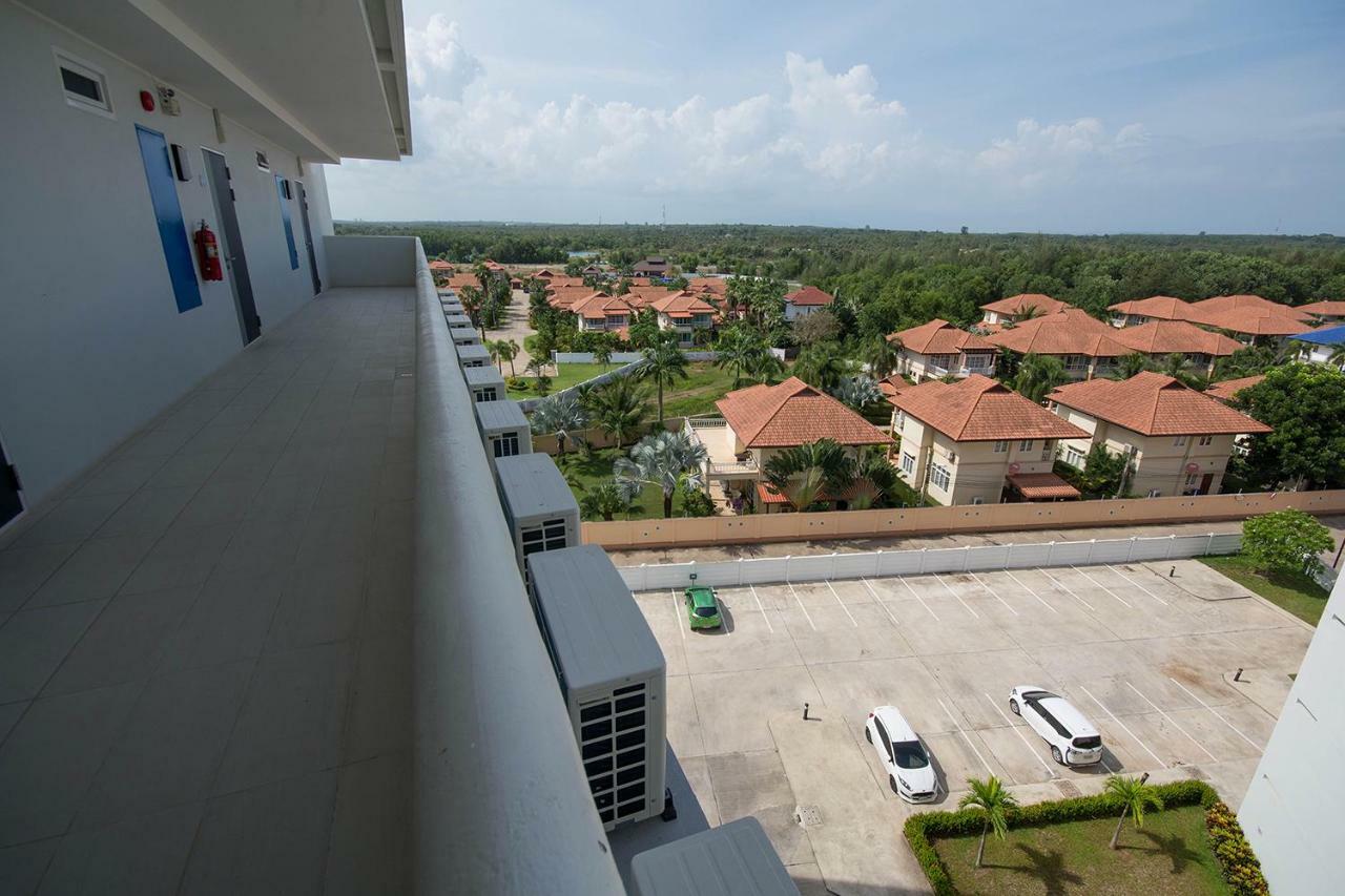Grandblue Condo By Malai แม่พิมพ์ ภายนอก รูปภาพ